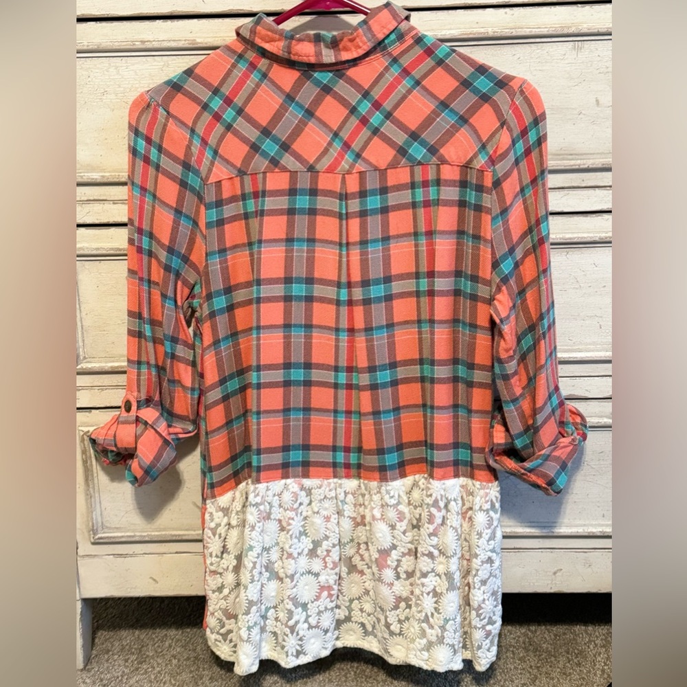 Matilda Jane, Women’s Medium, 1/4 button-up Flannel Top